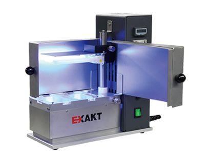 光重合装置 (EXAKT520)